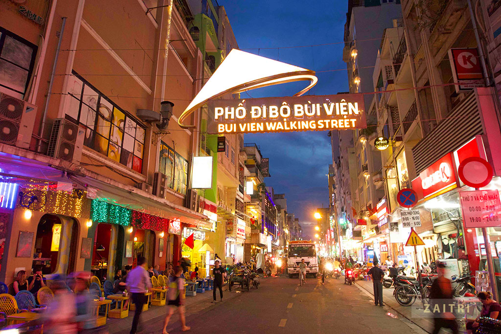 Phố đi bộ Bùi Viện - Bui Vien walking street