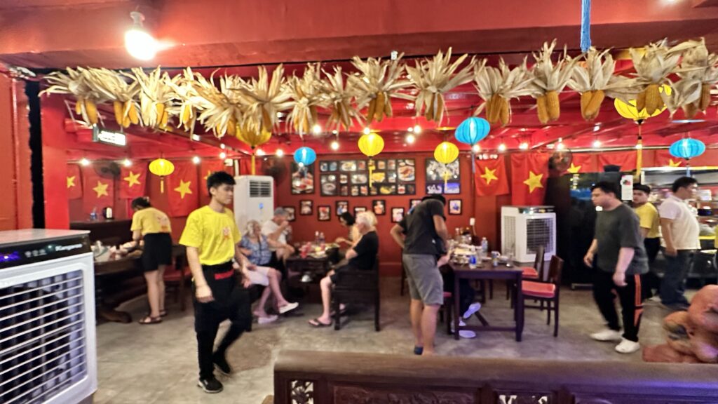 Nhà hàng Sen Đại Việt 226 Bùi Viện, Quận 1, Tp Hcm​