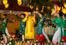 Nhạc Phật Ánh Đạo Vàng Từ Bi một sáng tới mới của NSND Hữu Quốc | Đêm văn nghệ Tx Lộc Uyển | ZaiTri